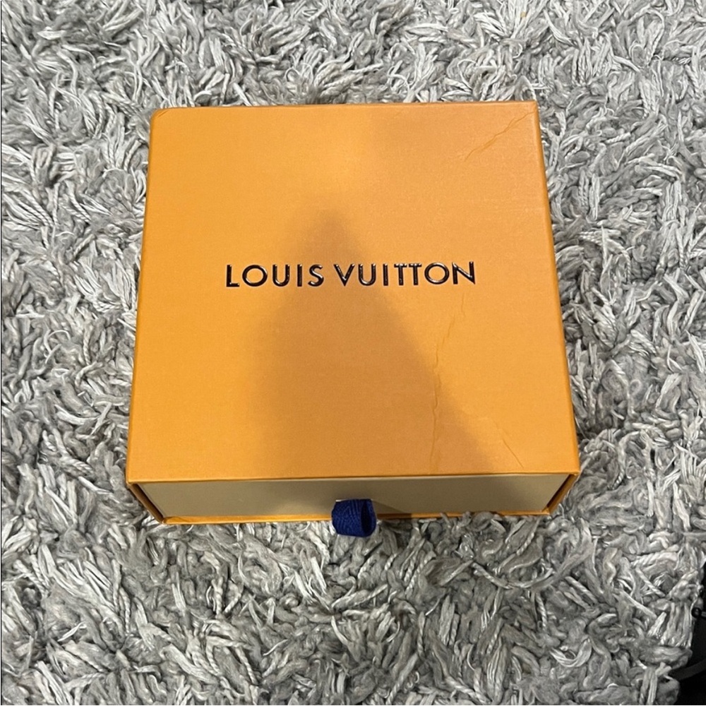 Louis Vuitton Belt Black 90cm (35.4 in) LV Initiales 40mm Matte Black Belt - Picture 5 of 5